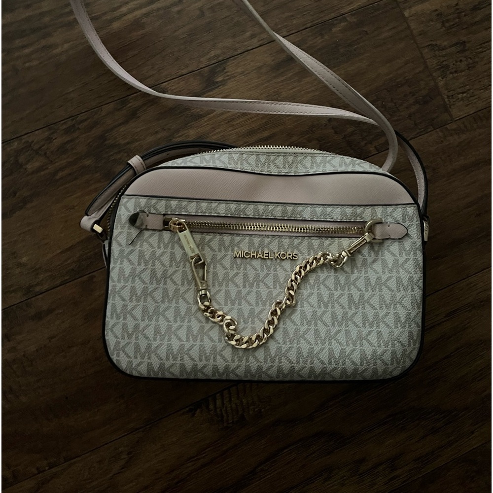 Michael Kors crossbody purse